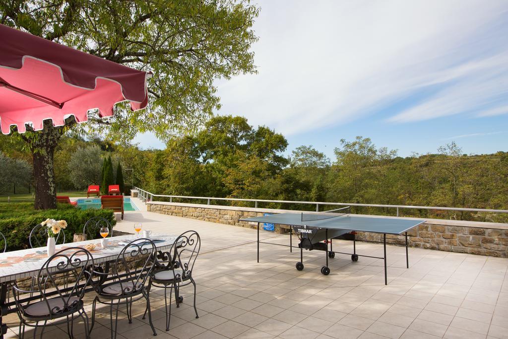 Villa Momiano With Private Pool Momjan Екстер'єр фото